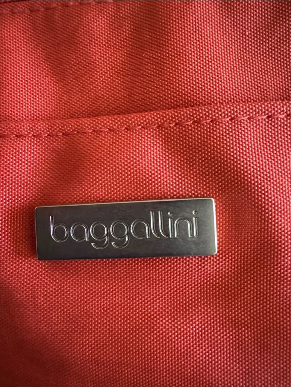 Baggallini Coral Zip Clutch Wristlet